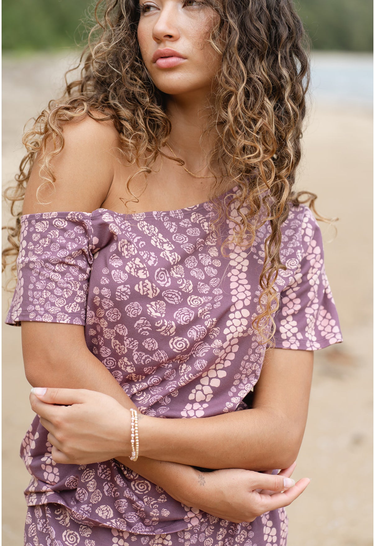 Kahelelani Cold Shoulder in Loke