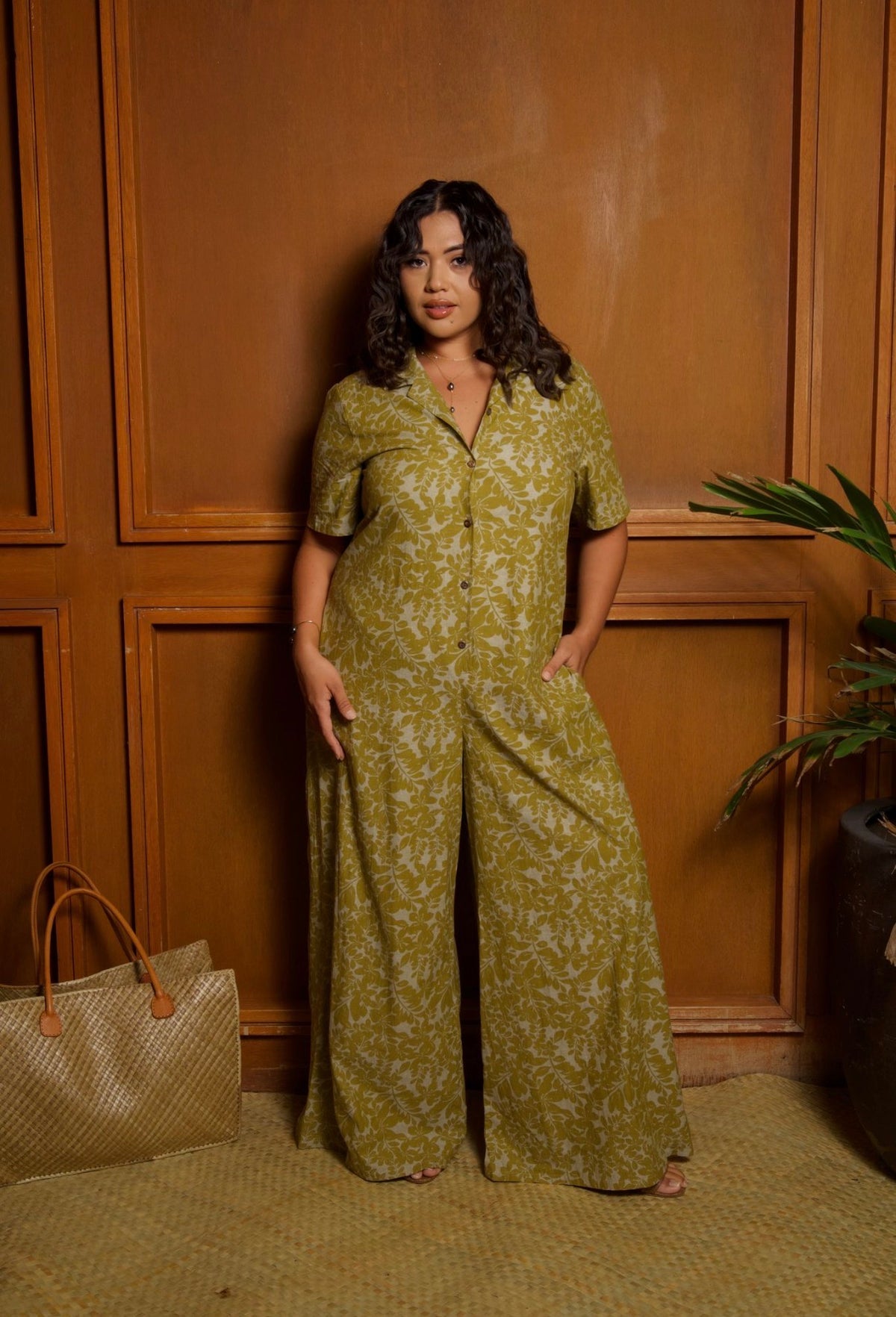 Kanoe Jumpsuit ʻŪlei in ʻŌlena