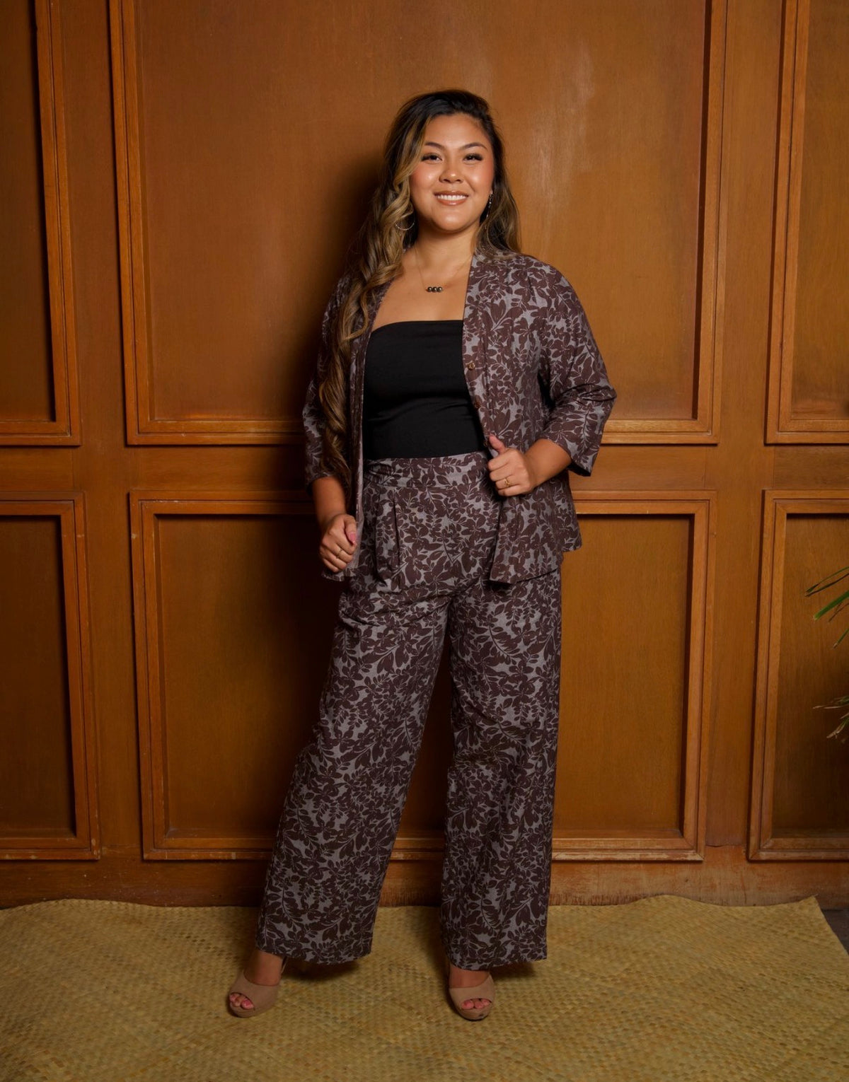 Hana Pleated Pant ʻŪlei in Makuʻe