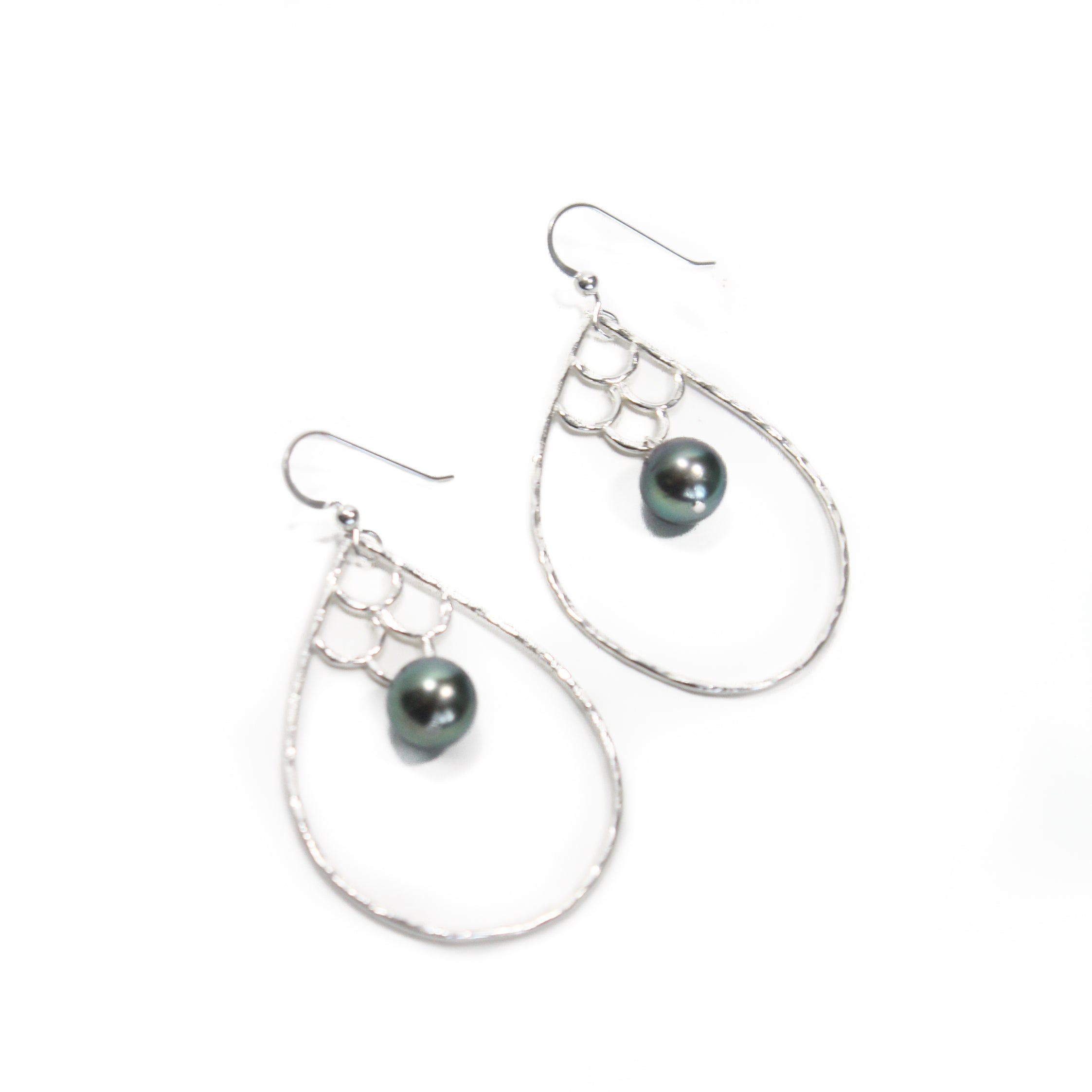 Kai Nalu 'Elua Earrings - Tahitian Pearl
