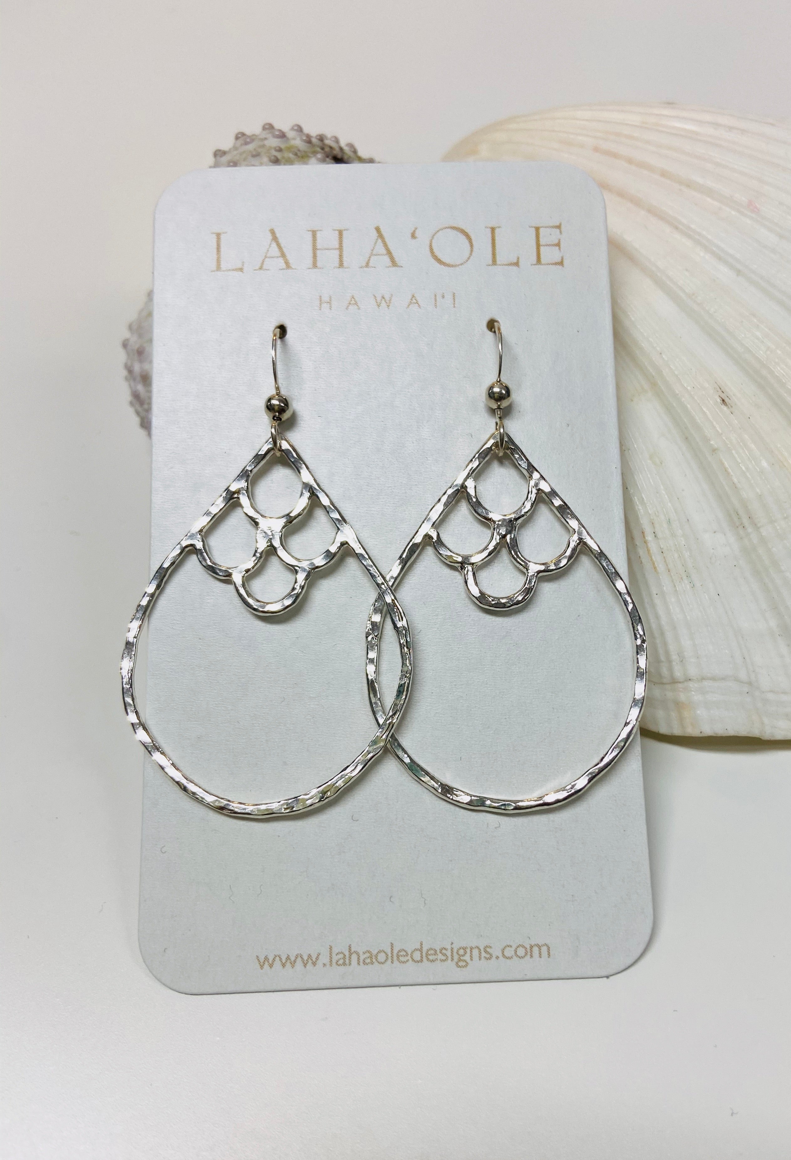 Kai Nalu 'Elua Earrings